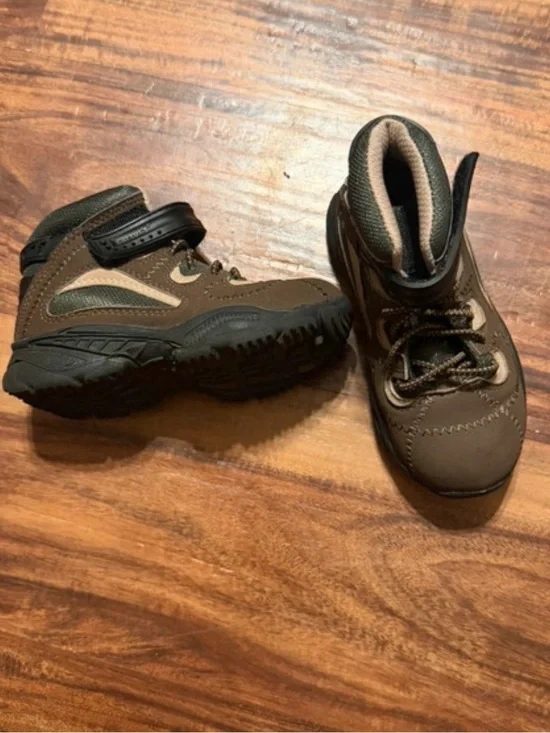 Carter's Brown and Black boys Boots size 7