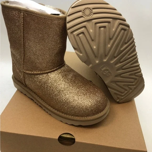 Ugg classic boots girls youth size 6.0 gold glitter NEW with box