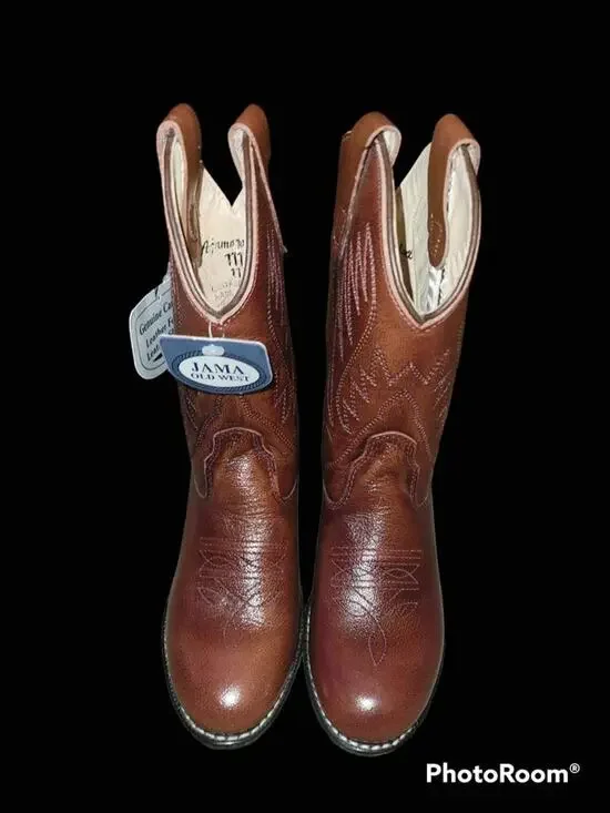 NWT, Old West Kids Jama Cowboy Boots Brown, Size 1.5.