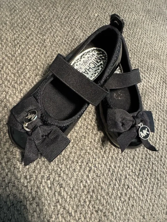 Michael Kors Black Girls'‎ Mary Jane Bow Shoes with MK Charm