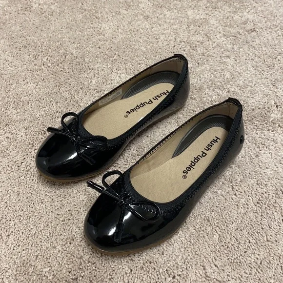 New - Hush Puppies patent flats