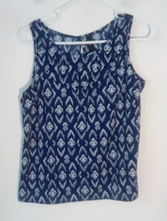 Jessica Simpson Sleeveless Navy Ikat Print Tank Top Small EUC