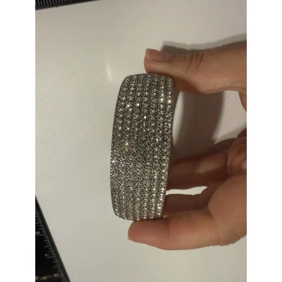 Banana Republic‎ Silver Tone Pave Crystal Hinged Bangle Statement Bracelet NWT