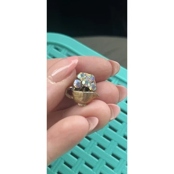 Vintage Multicolor‎ RhinestoneTea Cup Brooch