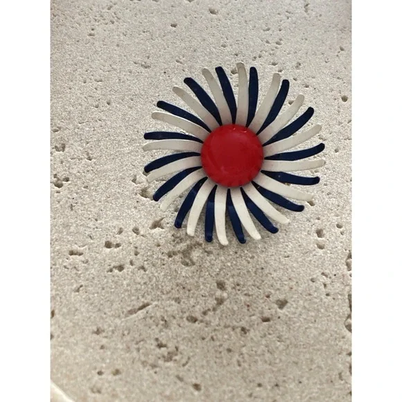 Vintage Mod Pop Art  Flower Brooch Red‎ White Blue Enamel Patriotic 60's Retro