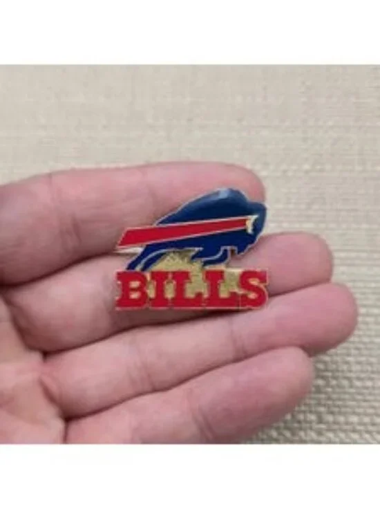 Buffalo Bills NFL Vintage Sports Team Logo Lapel Pin A8385