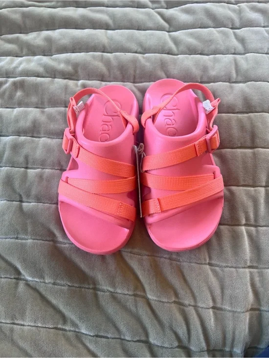 Chaco NWT Chillos Sport Kids Rose Sandals