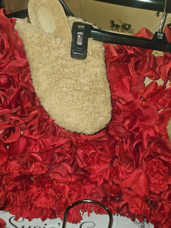 IB New Cozy Women's Fur-Lined Slip-On Tan Shoes Hard Bottom Size 7