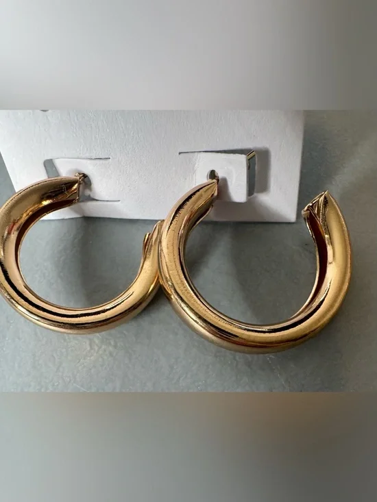 Gold Chunky Hoop Earrings - Women Jewelry