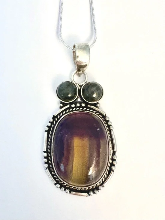 Beautiful 2 inch,925 marked, Fluorite and  Labradorite pendant on a silver chain