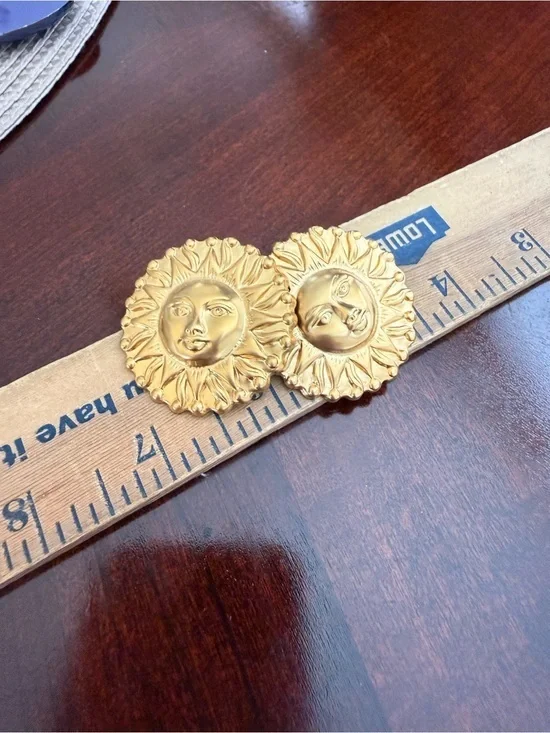 Vintage Gold Tone Sun Pierced Earrings