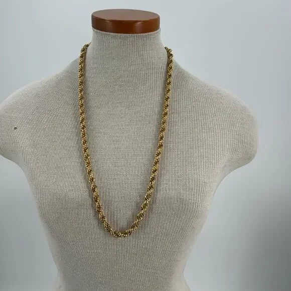 Vintage goldtone twisted chain necklace