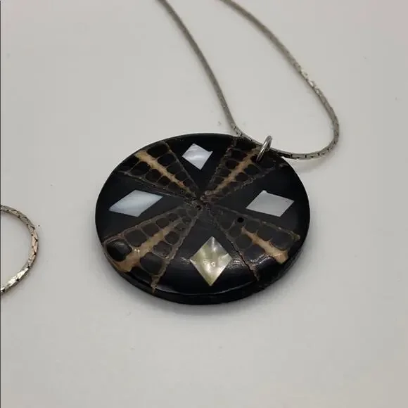 Vintage Abalone shell wooden pendant necklace