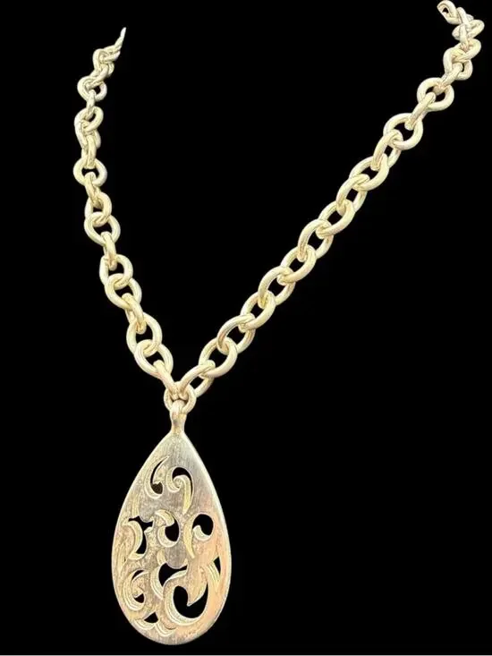 Silver Tone Filigree Teardrop Pendant Necklace