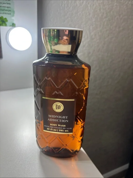 Bath & Body Works Midnight Addiction Body Wash -
