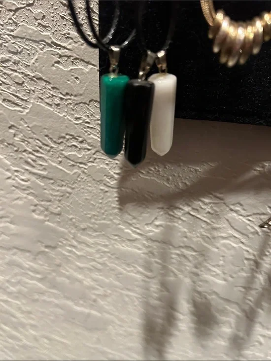 Three-Stone Pendant Necklace in Green, Black & White