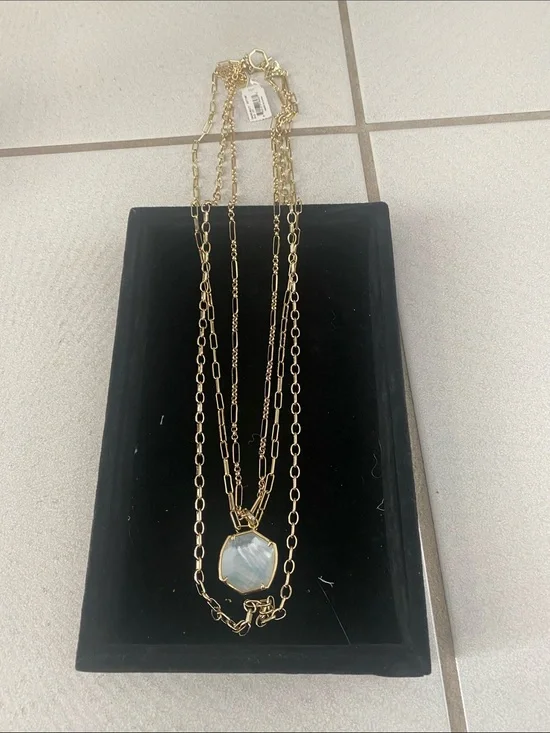 NWT Kendra Scott Davis chain Triple strand necklace Gold Iridescent Opalite