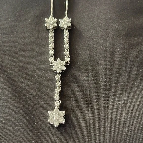 Diamond 14K White Gold Floral Lariat Pendant Necklace