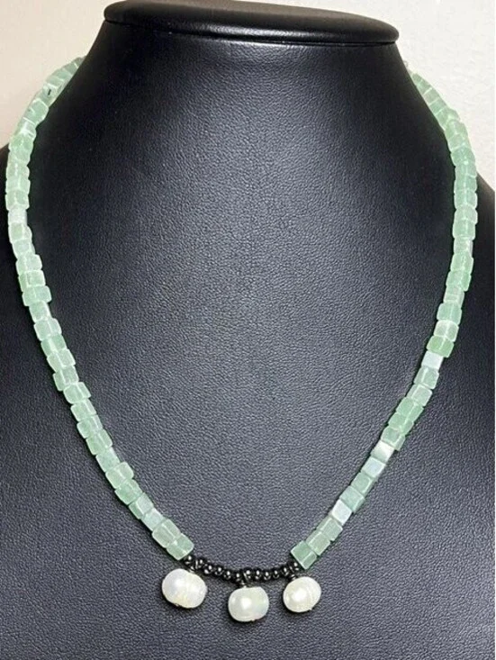 B6658 Artisan Green Jadeite Cube Bead Freshwater Pearl Choker Necklace 17-18