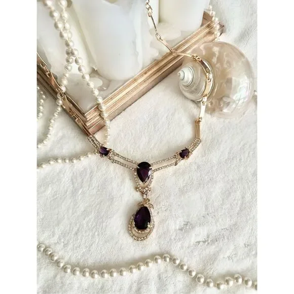 Deep Purple teardrop rhinestone statement necklace ￼