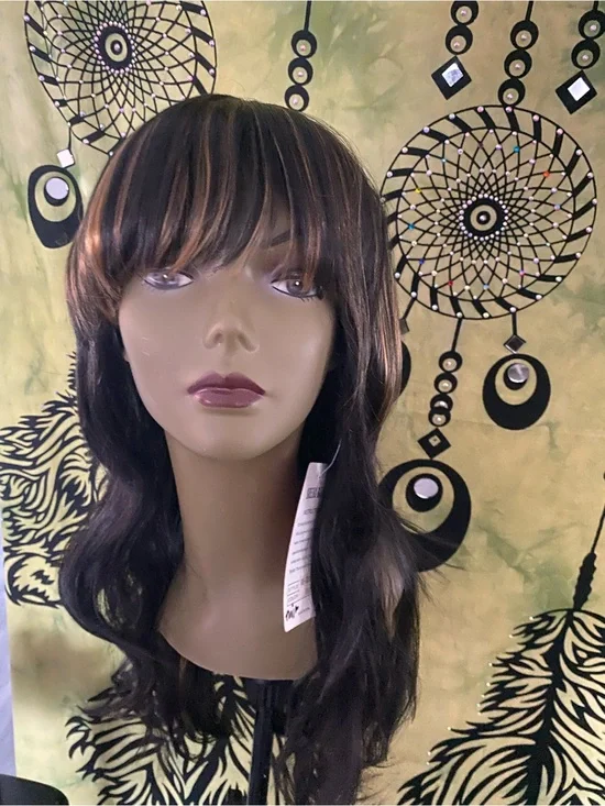 Layered 1b with Caramel Highlights for Women