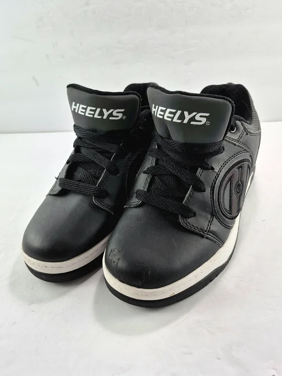 Heelys Voyager Black Reflective Skate Shoes Sneakers Youth Size 6 Y2k Unisex