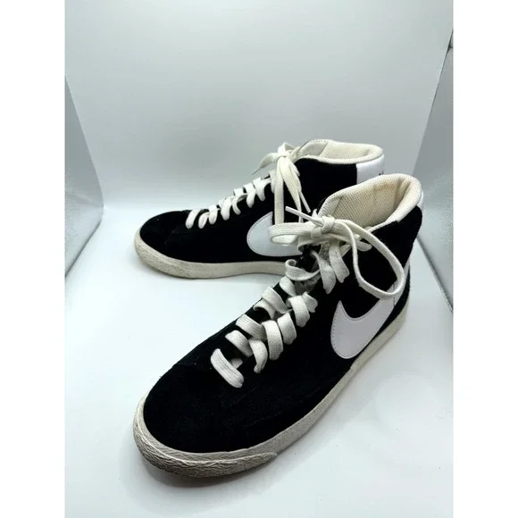 Nike‎ Blazer Mid DA4672-001 Youth 7 Sneakers Black White Swoosh Athletic Shoes