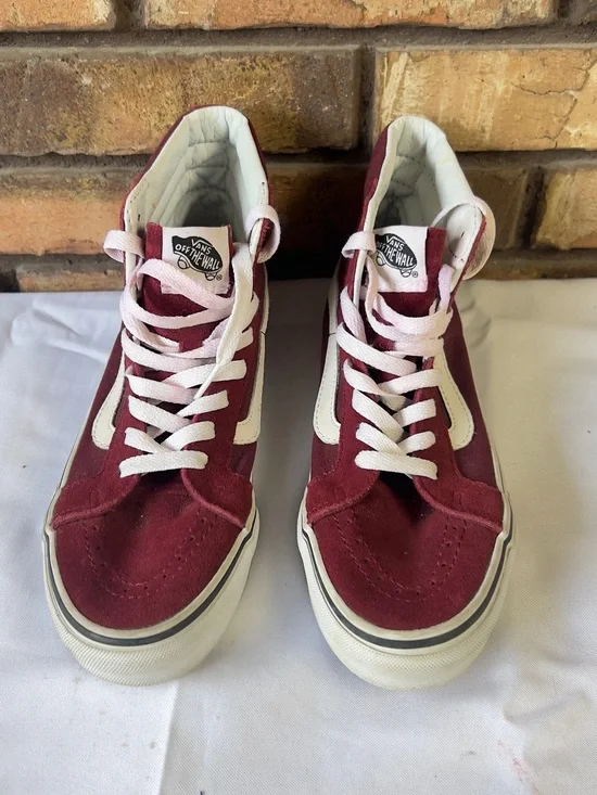 Vans Kids Maroon Suede High-Top Sneakers with White Accents men 6.5 women 8