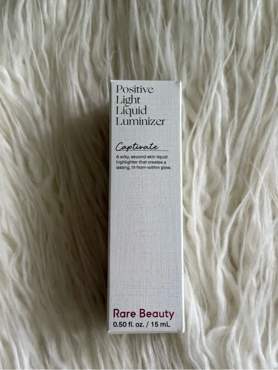 Rare Beauty Positive Light Liquid Luminizer - Captivate MSRP. $ 28