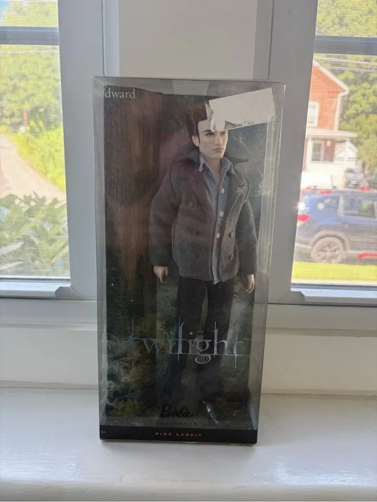 Barbie Collector Twilight Edward Doll