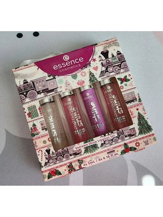 essence Cosmetics Extreme Shine Lipgloss Set - 4 x 5ml (Pinks, Clear, Purple)