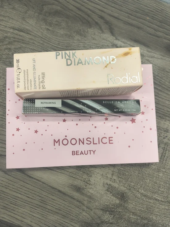 Tinted Brow Rodial Pink Diamond Lifting Oil - Pale Pink & Rose Gold Accents