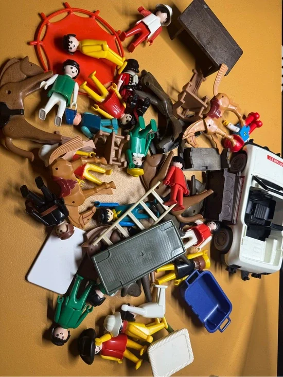 Gallon ziploc of vintage toys