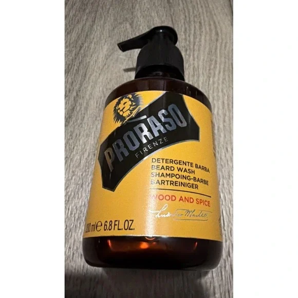 PRORASO Single Blade Wood and Spice Beard Wash 200ml,  Gentle Cleanser For Men