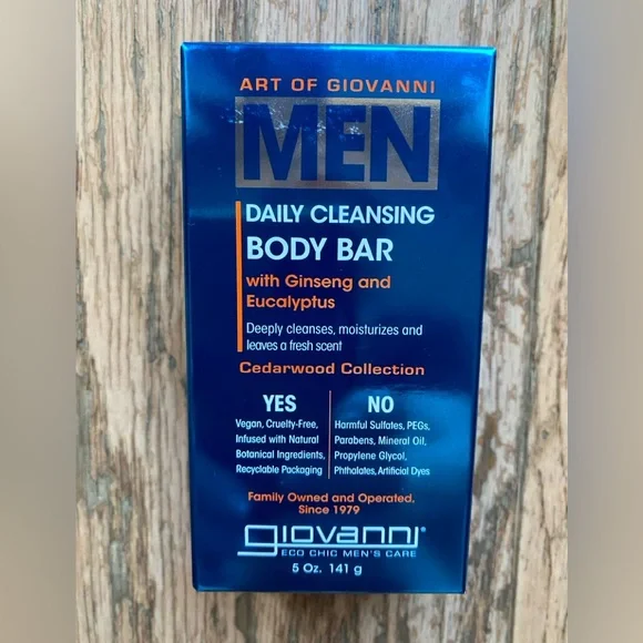 Art of Giovanni for Men  daily cleansing body bar with Ginseng and Eucalyptus