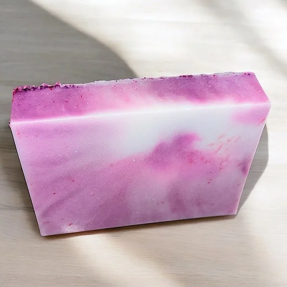 Sweet lavender HANDMADE soap DONKEY milk & coconut oil 2x3 inch 4oz