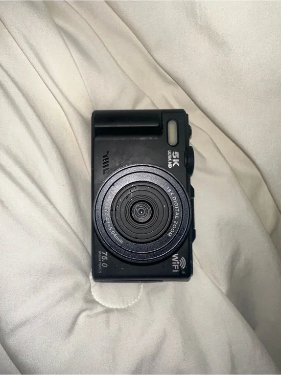 5K Ultra HD Black Digital Camera with WiFi