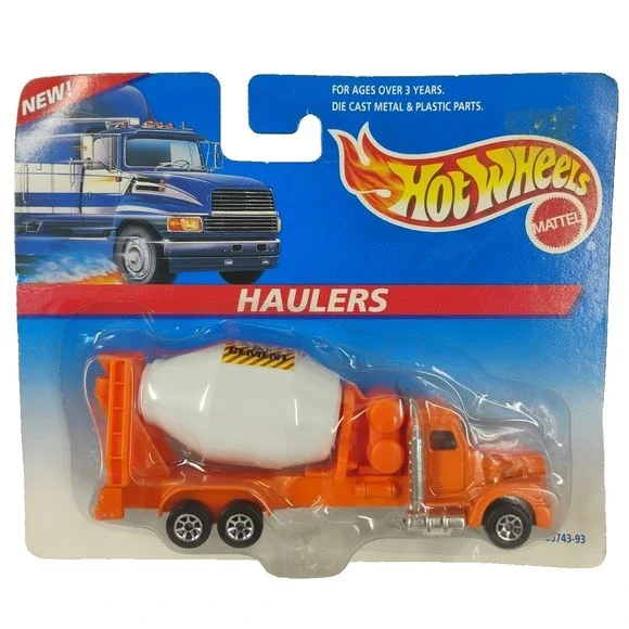 Mattel Hot Wheels Haulers McDonalds Cement Hauler Diecast Truck‎