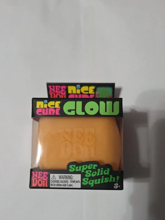 Nice Cube Glow Super Solid Squish - Orange