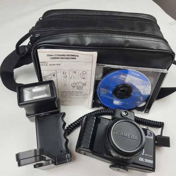 Canon DL1000 35mm Automatic Camera with Flash Carrying Case‎ CD Parts Only
