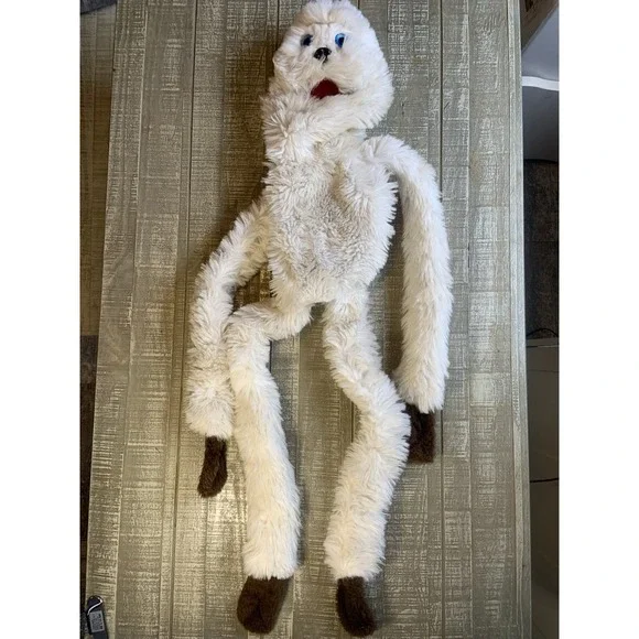 Wynn‎ Miller's Mopkins White Furry Yeti Abominable Snowman full body hand puppet