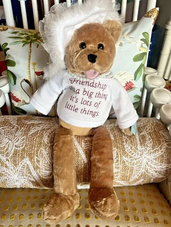 Animated Musical Bear Plush Pearls Wisdom Sings “That’s What Friends Are For”