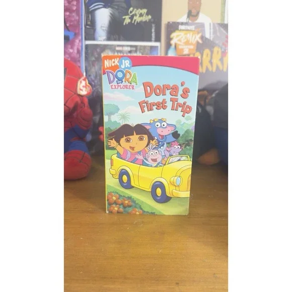Dora the Explorer‎ Doras First Trip VHS Tape Nick Jr Nickelodeon Vintage Show