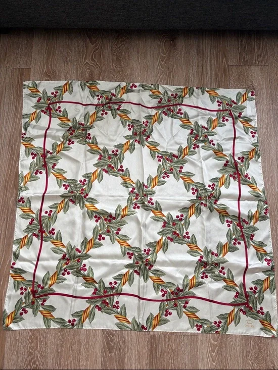Vintage Oscar de la Renta Silk Scarf, Cream Holly Berry Holiday Print 34