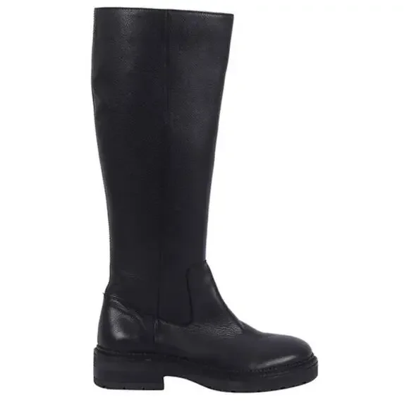 Kenneth Cole Gentle Souls Women's Wendy Zipper Regular Calf Boots Size 8.5 NWB
