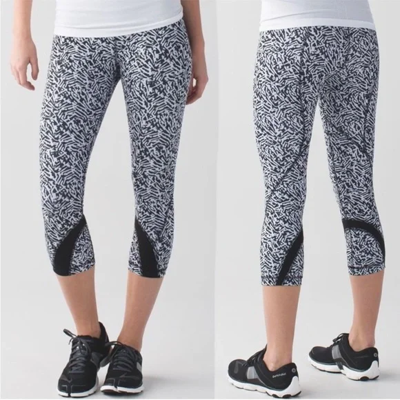 Lululemon Run Inspire Crop II Luxtreme Mini Brushed Animal Black White Leggings