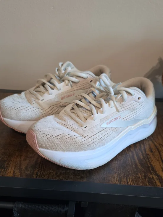 Brooks Womens Ghost Max 2