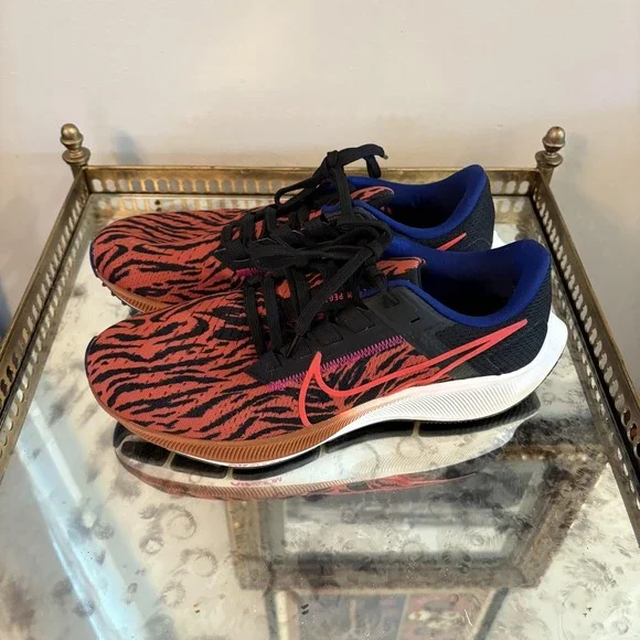 Nike Zoom Pegasus 38 Shoes Womens Size 8.5 Running Tiger Print DQ7650-800