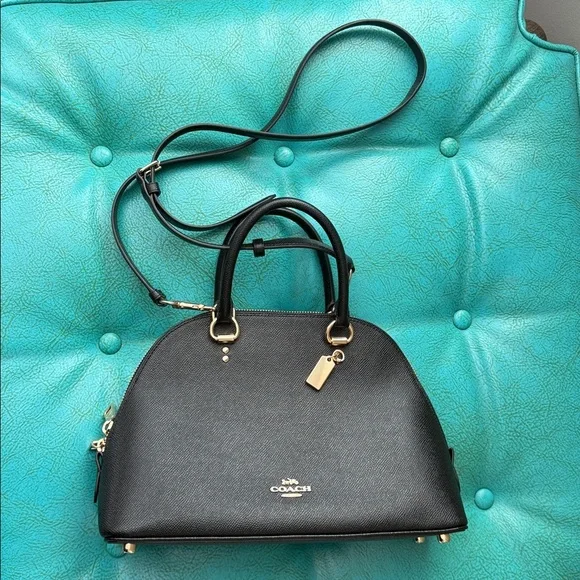 Coach black leather quality timeless versatile classic Katy Satchel