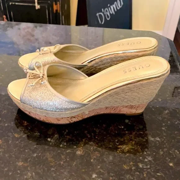 GUESS 9.5 Cork Jute Espadrilles EUC